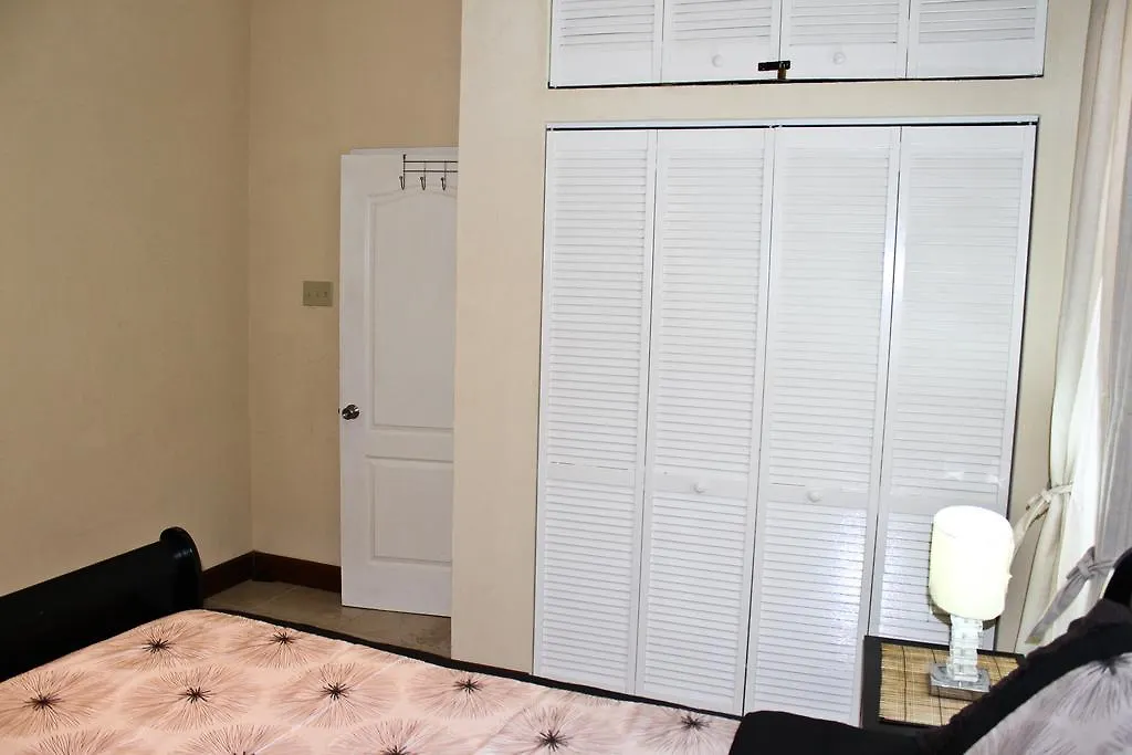 Eclipse Suite Guest Apartment Кингстон 0*,  Ямайка